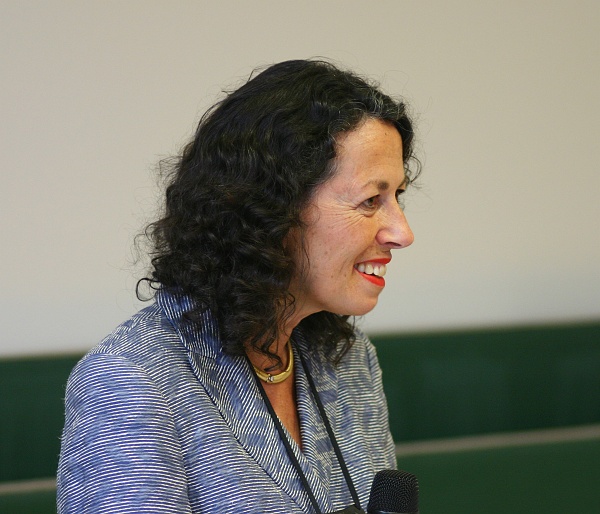 mai_129.jpg - Begrüßung durch Prof. Dr. Caroline Y. Robertson-von Trotha, Direktorin des ZAK