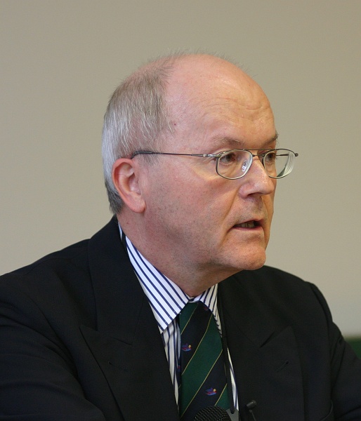 mai_134.jpg - Internationales Forum: Vortrag von Prof. Dr. Siegfried Broß zum Thema "Grundrechte und Grundwerte in Europa" // am Montag, 08. Mai 2006, 18.00 Uhr 