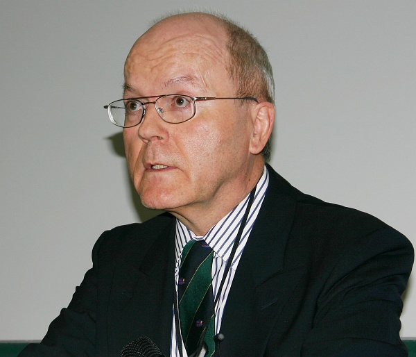 mai_157.jpg - Prof. Dr. Siegfried Broß