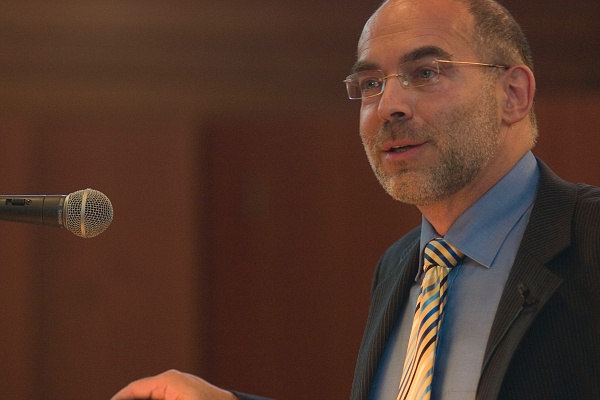 2.jpg - Prof. Dr. Dieter Bingen